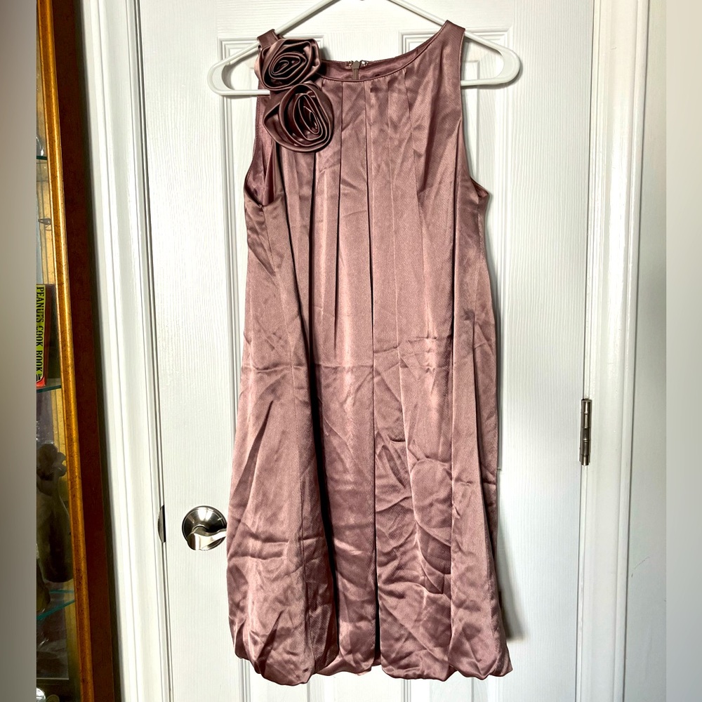 This size 10 Light purple dress perfect for prom